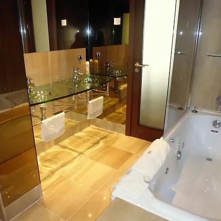 4p 3 Pools Location Garden Parking Shops Apartment *