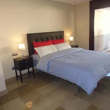 4p 3 Pools Location Garden Parking Shops Apartment Estepona